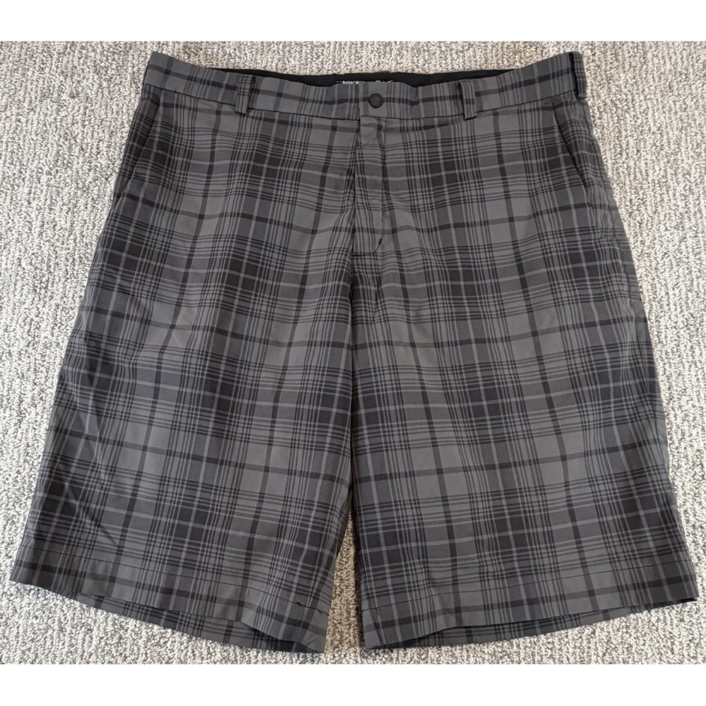 Nike Men's DriFit Casual Golf Shorts Gray Plaid Size 36 648319-010 Performance